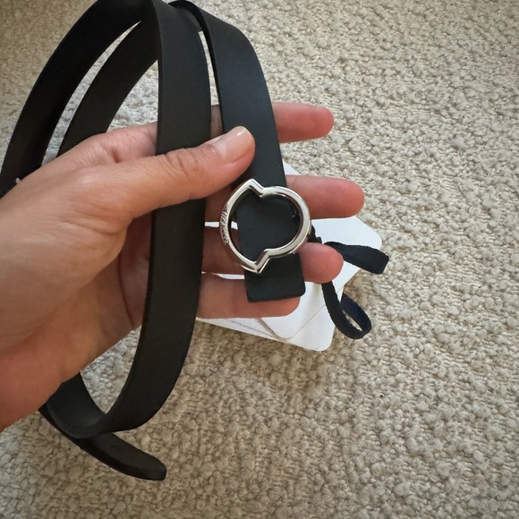 Moncler Narrow Black Logo Belt - Picture 2 of 5